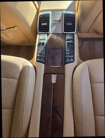 2011 Porsche Panamera