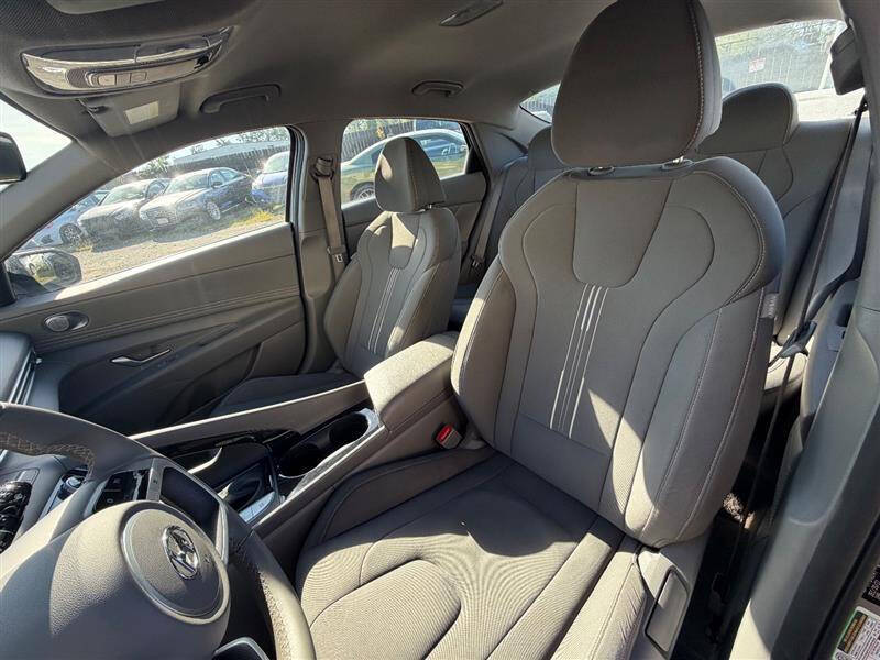 2023 Hyundai Elantra