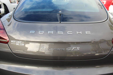 2015 Porsche Panamera GTS