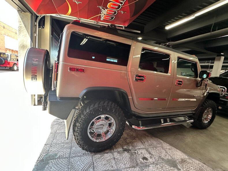 2004 HUMMER H2