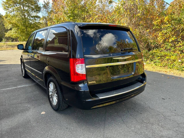 2015 Chrysler Town and Country for sale at AUTO BEST in FORT MILL, SC