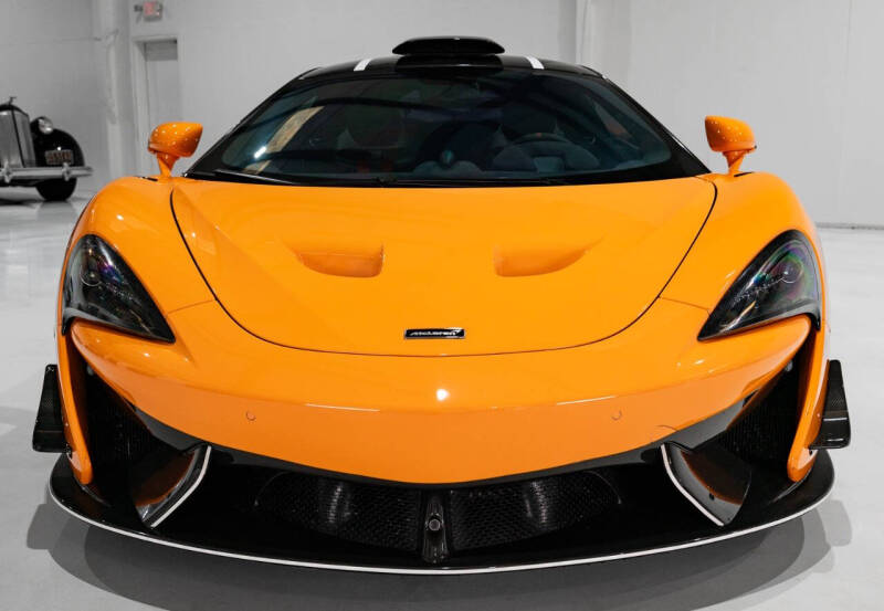 2020 McLaren 620R