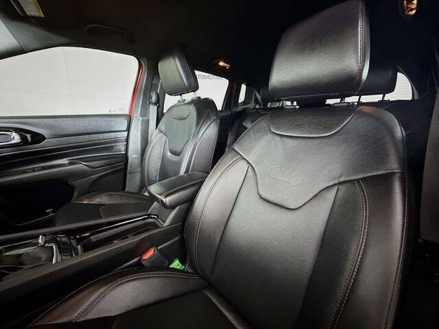 2022 Jeep Compass (Red) Edition