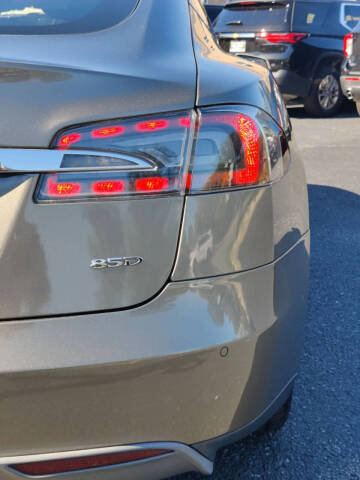 2015 Tesla Model S