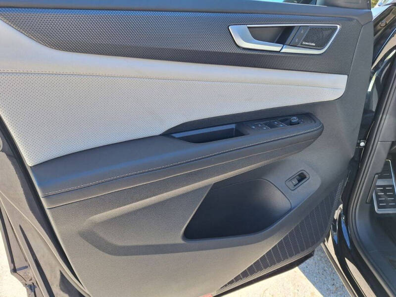 2026 Volkswagen Atlas Cross Sport SEL Premium R-Line 4Motion