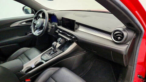 2024 Alfa Romeo Tonale Hybrid Ti