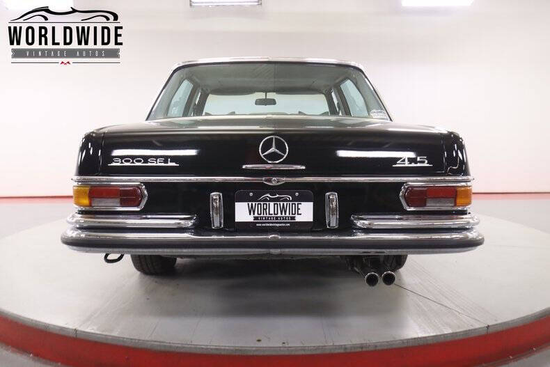 1972 Mercedes-Benz 300-Class