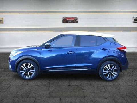 2020 Nissan Kicks SR