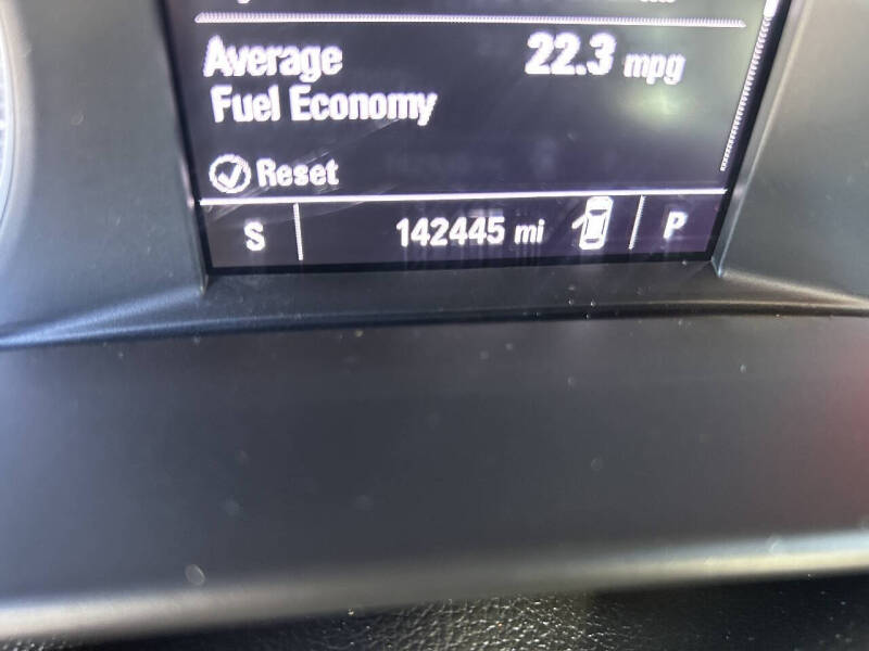 2017 GMC Acadia SLE-2