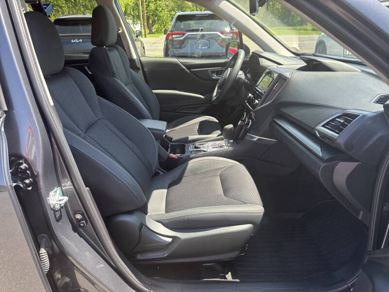 2024 Subaru Forester Premium