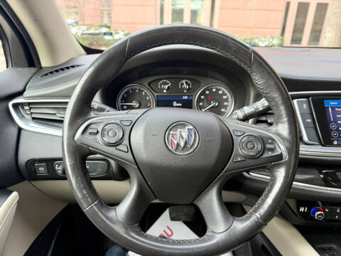 2020 Buick Enclave Essence