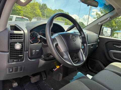 2015 Nissan Titan