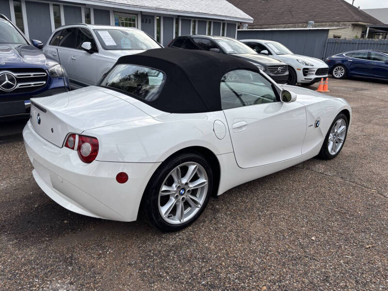 2005 BMW Z4 3.0i