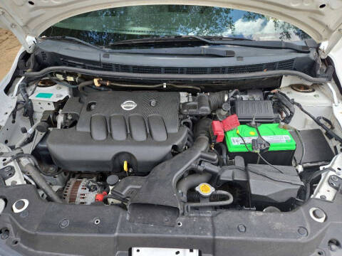 2009 Nissan Versa 1.8 S