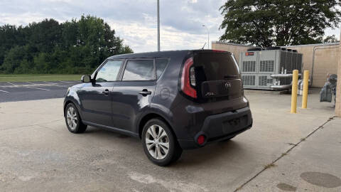 2015 Kia Soul +