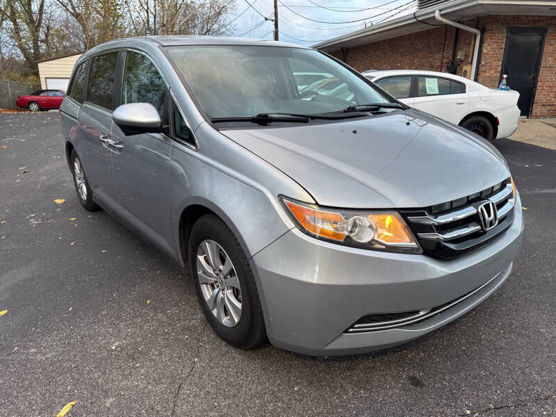 2016 Honda Odyssey SE photo 11