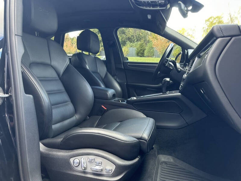 2024 Porsche Macan GTS