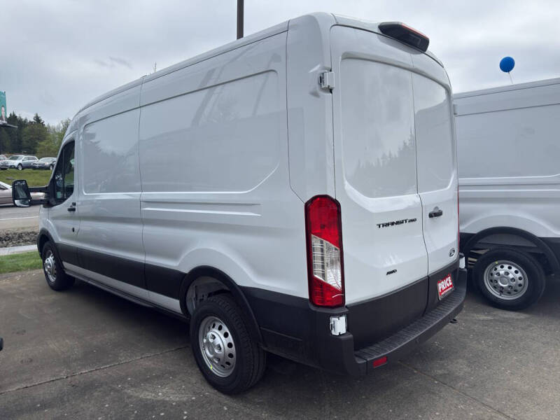 2026 Ford Transit 250