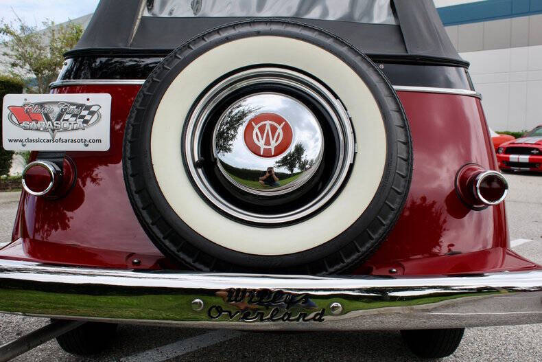 1948 Willys Overland Jeepster