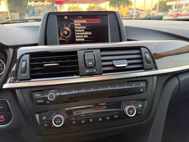 2015 BMW 3 Series 320i