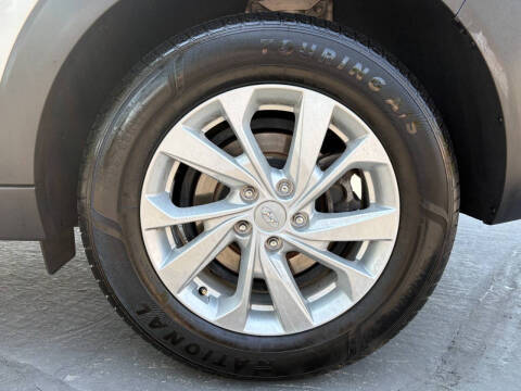 2020 Hyundai Tucson SE