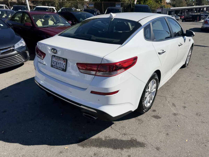 2019 Kia Optima LX