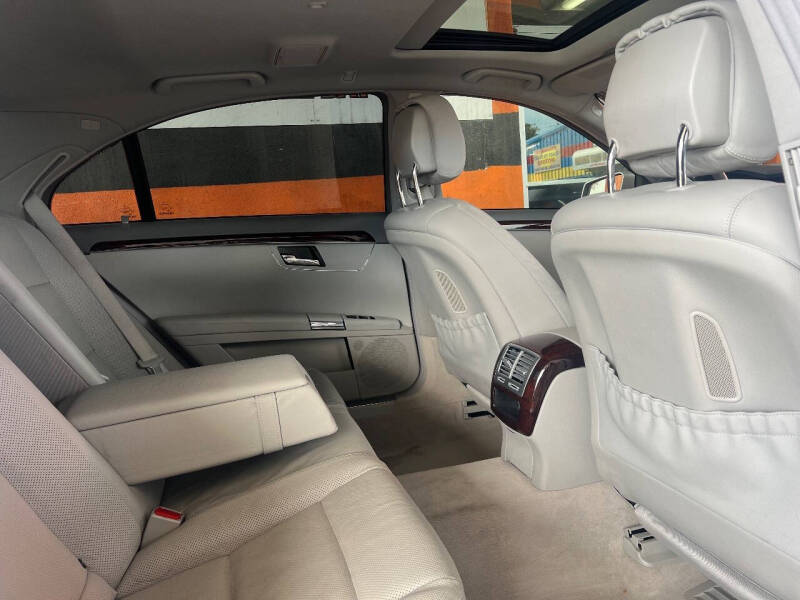 2010 Mercedes-Benz S-Class S 400 Hybrid