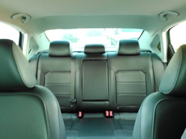 2022 Volkswagen Passat SE