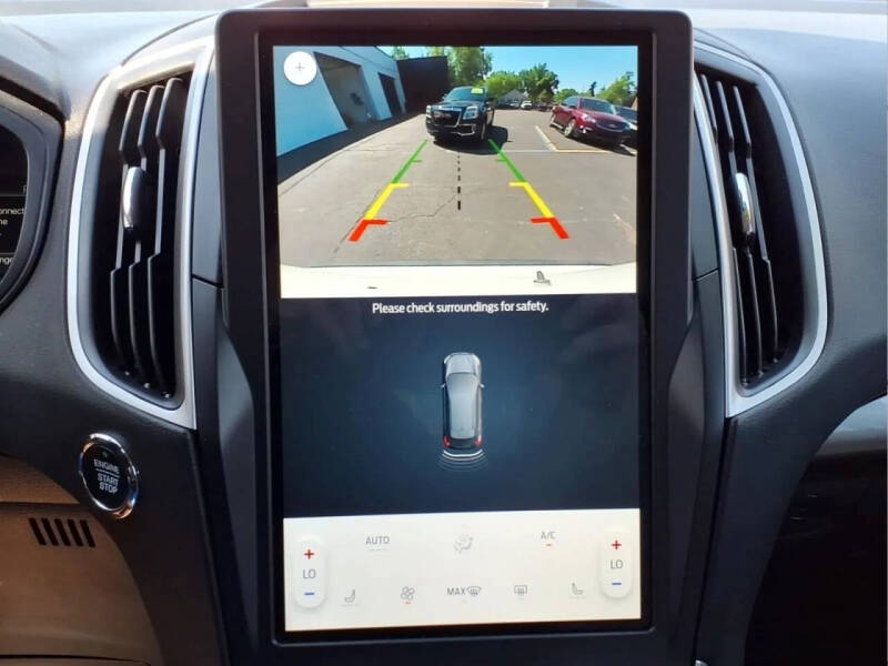 2024 Ford Edge