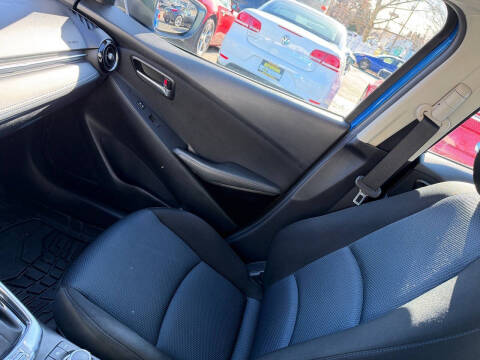 2017 Toyota Yaris iA