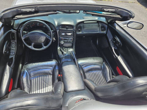 2004 Chevrolet Corvette
