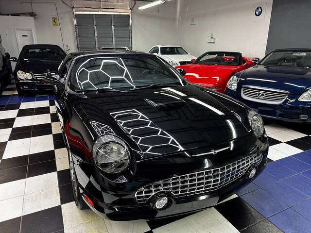 2005 Ford Thunderbird Deluxe