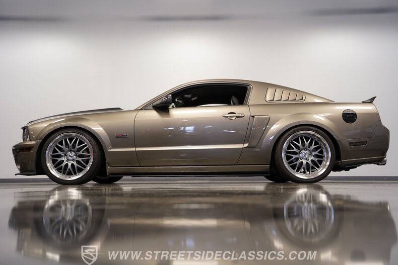 2005 Ford Mustang
