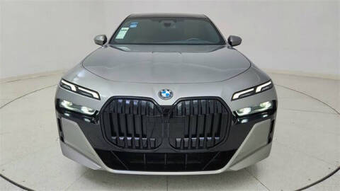 2023 BMW 7 Series 740i