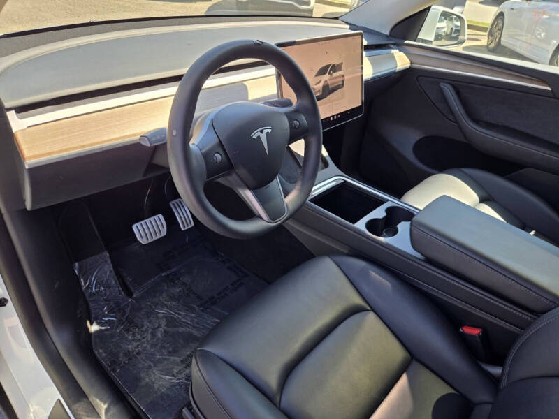 2023 Tesla Model Y Performance