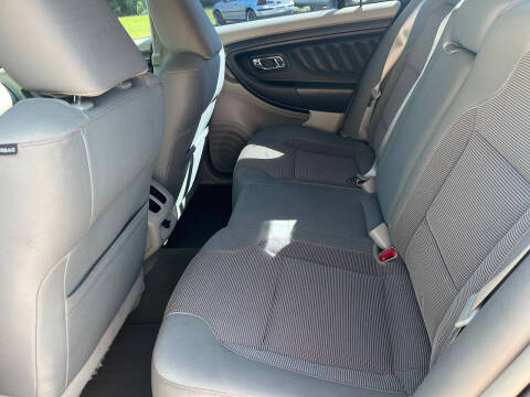 2010 Ford Taurus SEL