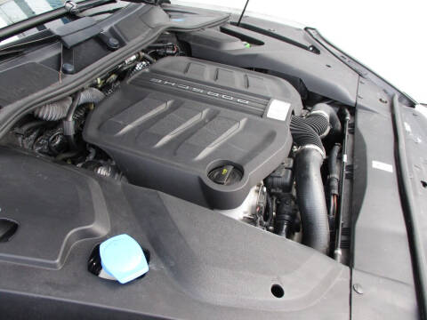 2016 Porsche Cayenne GTS