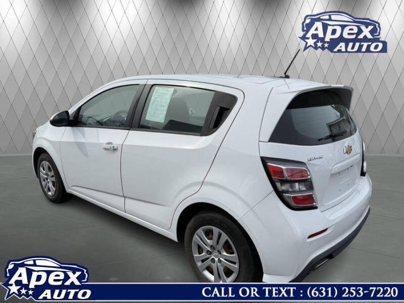 2020 Chevrolet Sonic LT