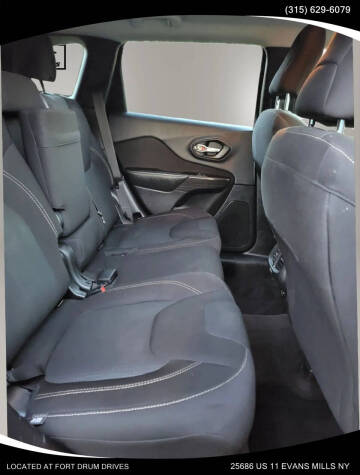 2016 Jeep Cherokee