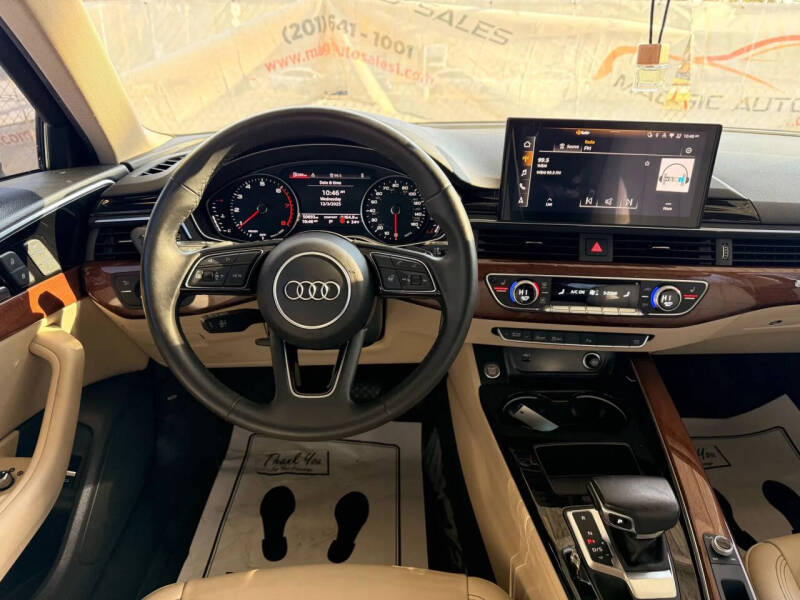 2021 Audi A4 quattro Premium 40 TFSI