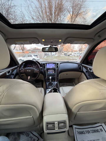 2015 Infiniti Q50 Premium