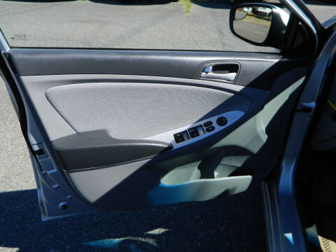 2014 Hyundai Accent GLS