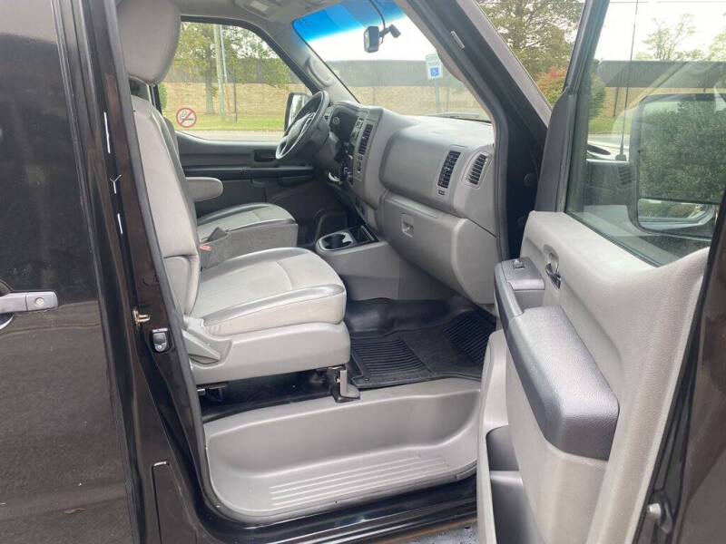 2017 Nissan NV 3500 HD S