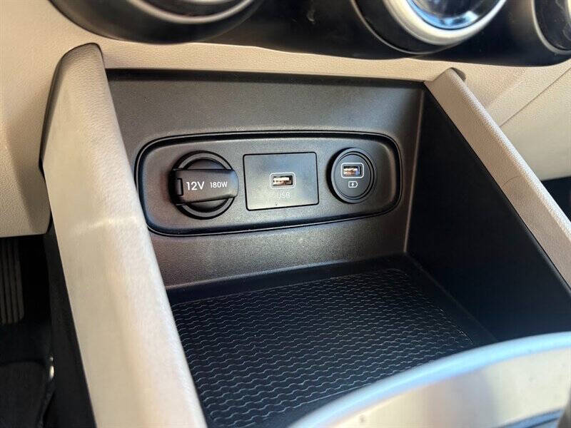 2020 Hyundai Venue SEL