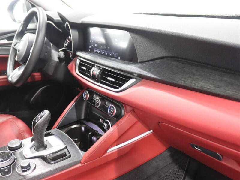 2020 Alfa Romeo Stelvio