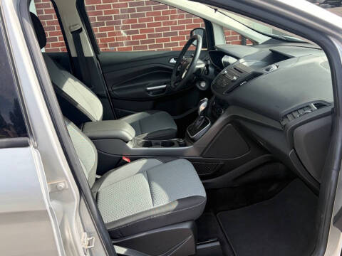 2017 Ford C-MAX Hybrid SE