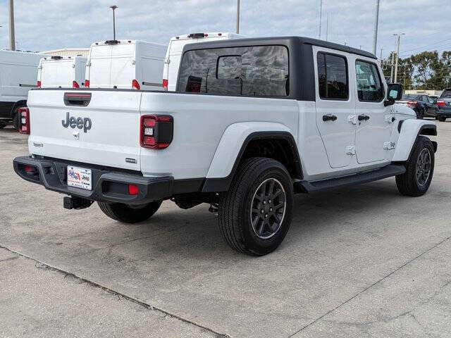2021 Jeep Gladiator Overland