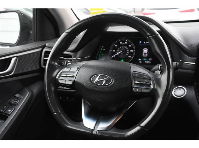 2022 Hyundai Ioniq Plug-in Hybrid SE