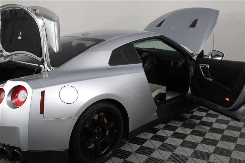 2009 Nissan GT-R Premium