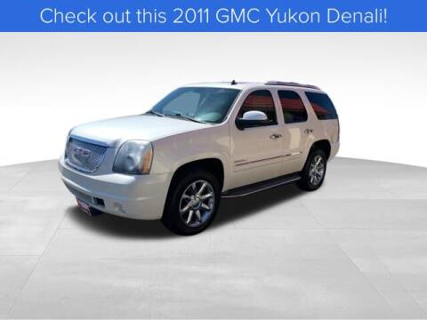 2011 GMC Yukon for sale at Diamond Jim's West Allis in West Allis WI